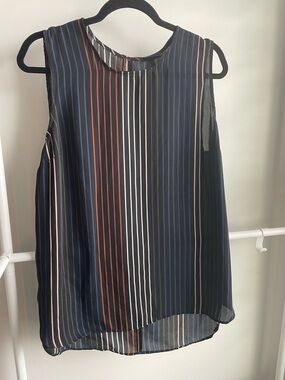 Who What Wear Navy Vertical Stripe Sleeveless Blouse